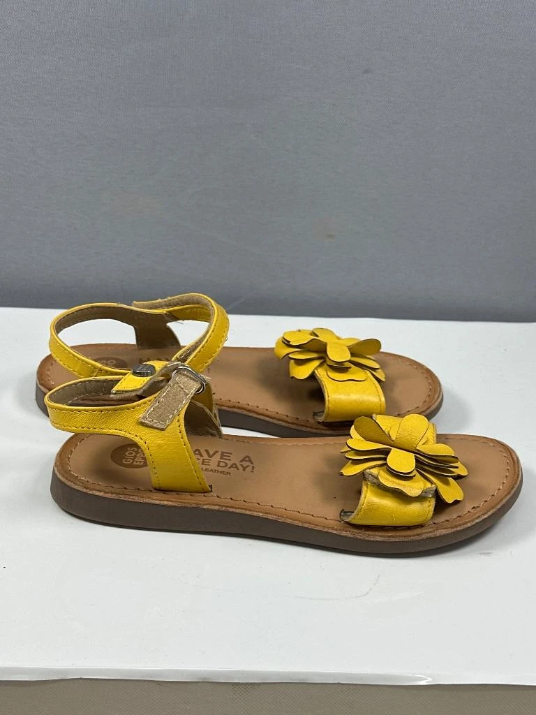 Sandalias de niña de Gioseppo